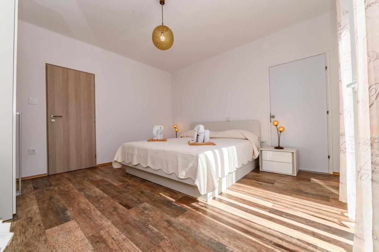 Apartman Paradiso Martinšćica Exteriér fotografie